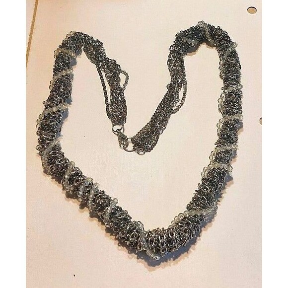 Mixed silvertone chains with glass woven through necklace 26" - Picture 1 of 12